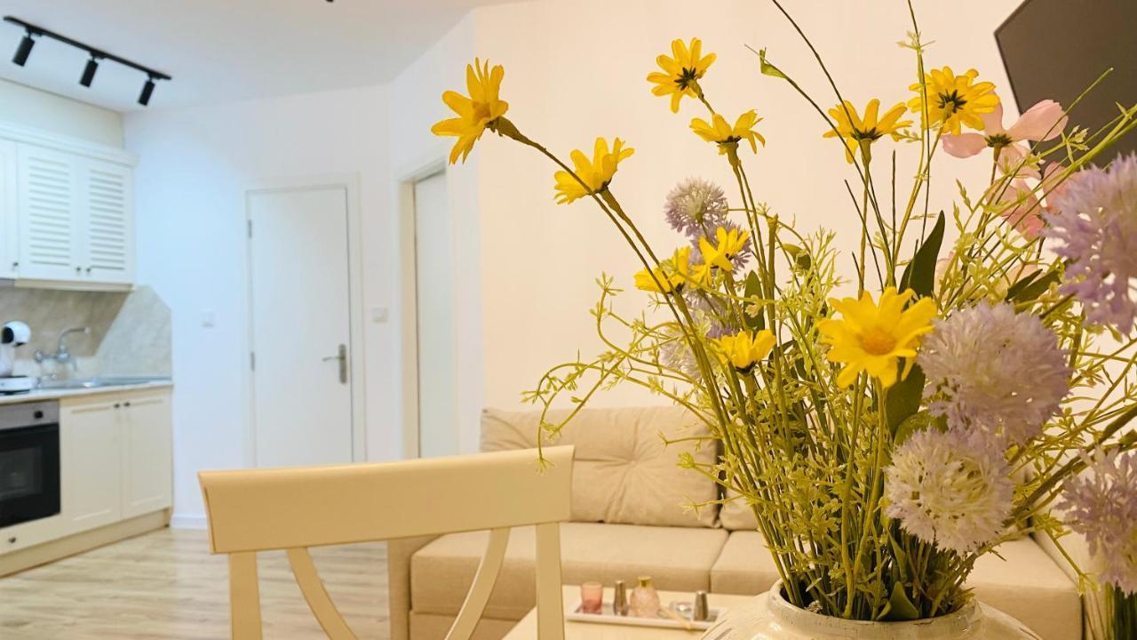 Apartello Modern Apartments In Downpark Sunny Beach Exterior photo
